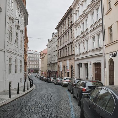 Skolska Junior Apartment Πράγα Εξωτερικό φωτογραφία